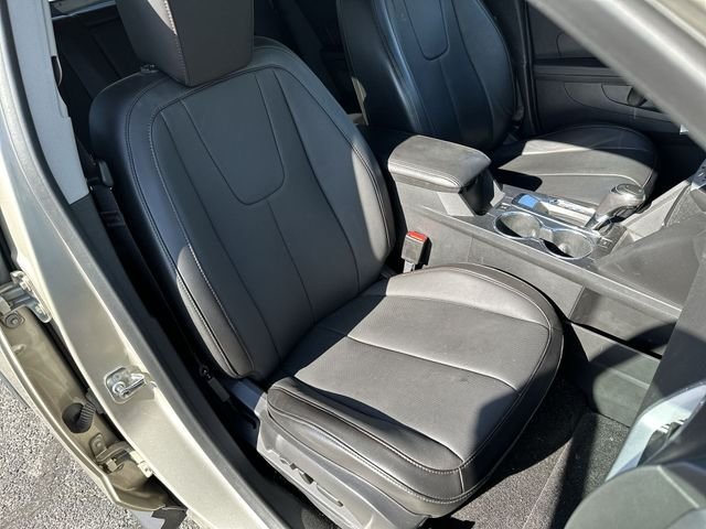 Used 2016 Gold Chevrolet LTZ image 26