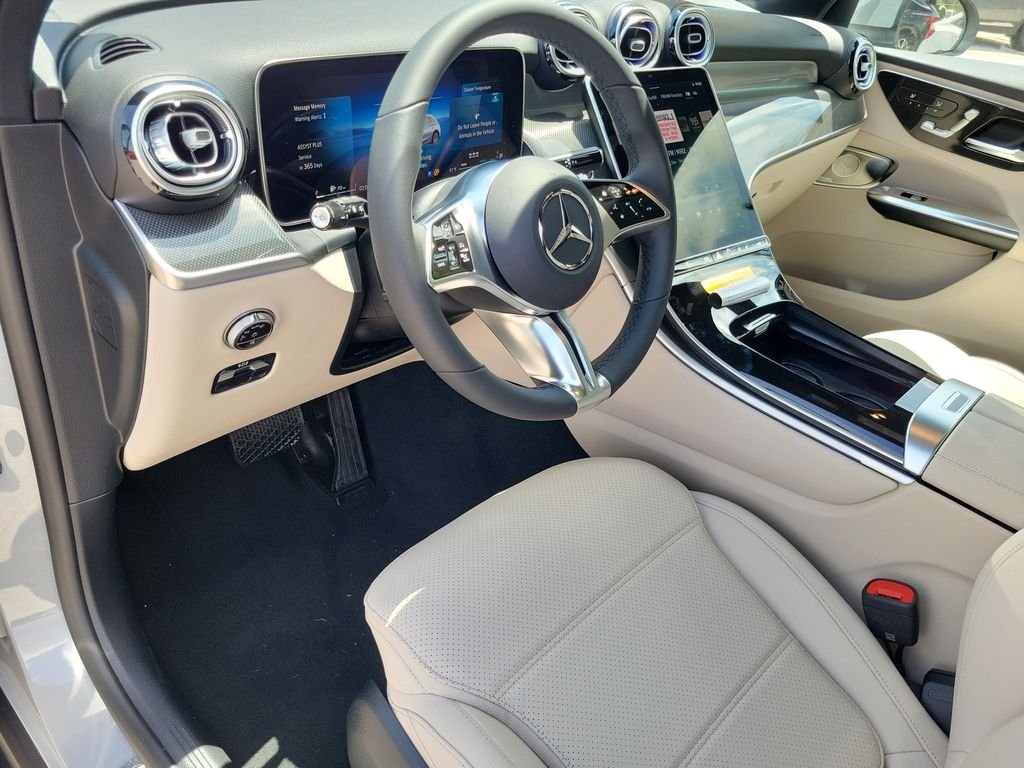 New 2027 MANUFAKTUR Alpine Grey Mercedes-Benz GLC 300 image 18