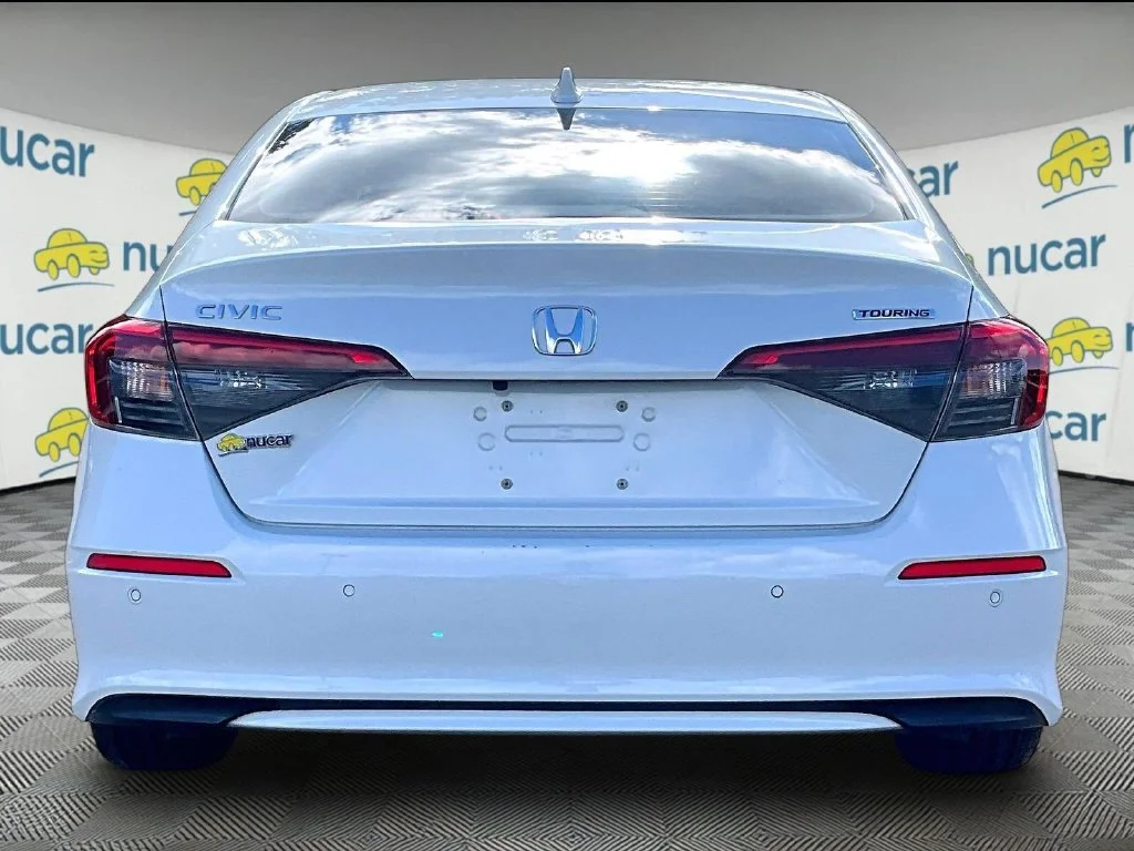 Used 2022 White Honda Touring image 5