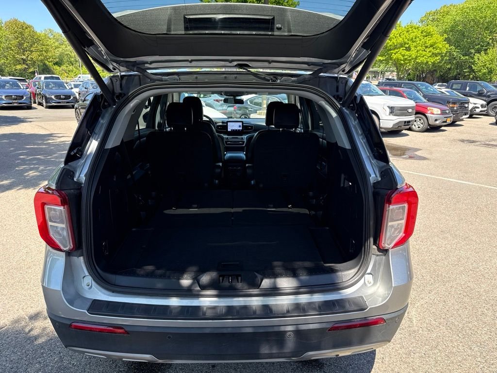 Used 2022 Silver Ford XLT image 27