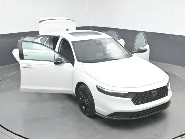 2025 Honda Accord SE - Photo 103
