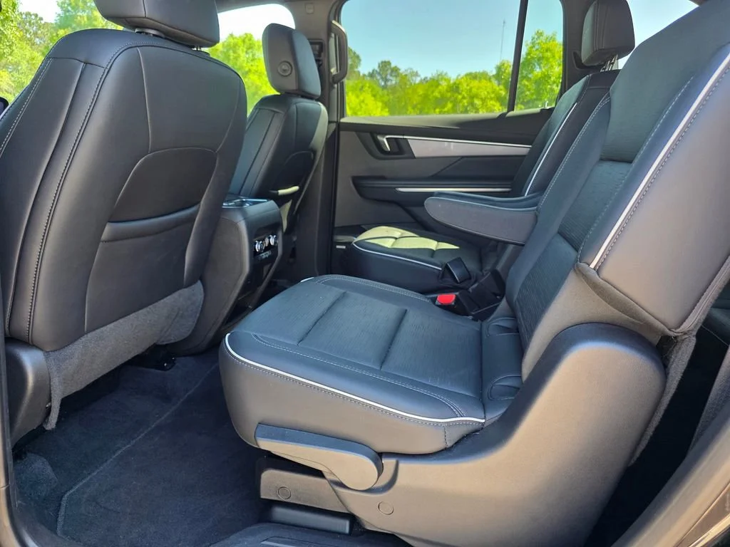 Used 2025 Ebony Twilight Metallic Buick Sport Touring image 28