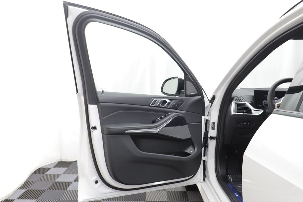 New 2026 Alpine White BMW xDrive50e image 6