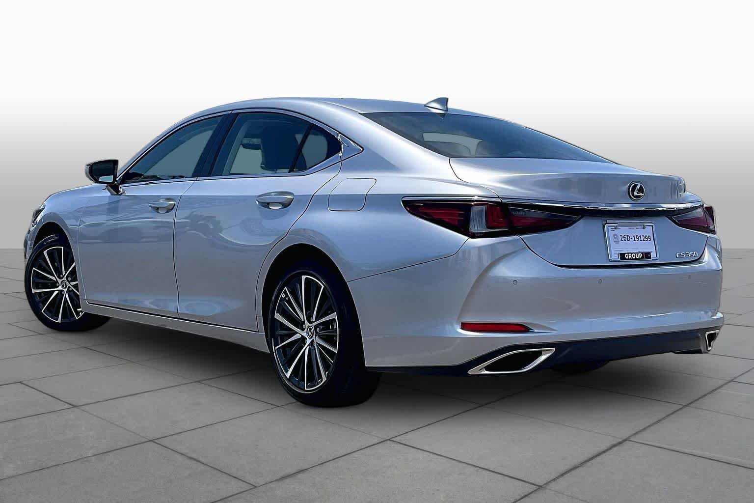 Used 2025 Iridium Lexus  image 11