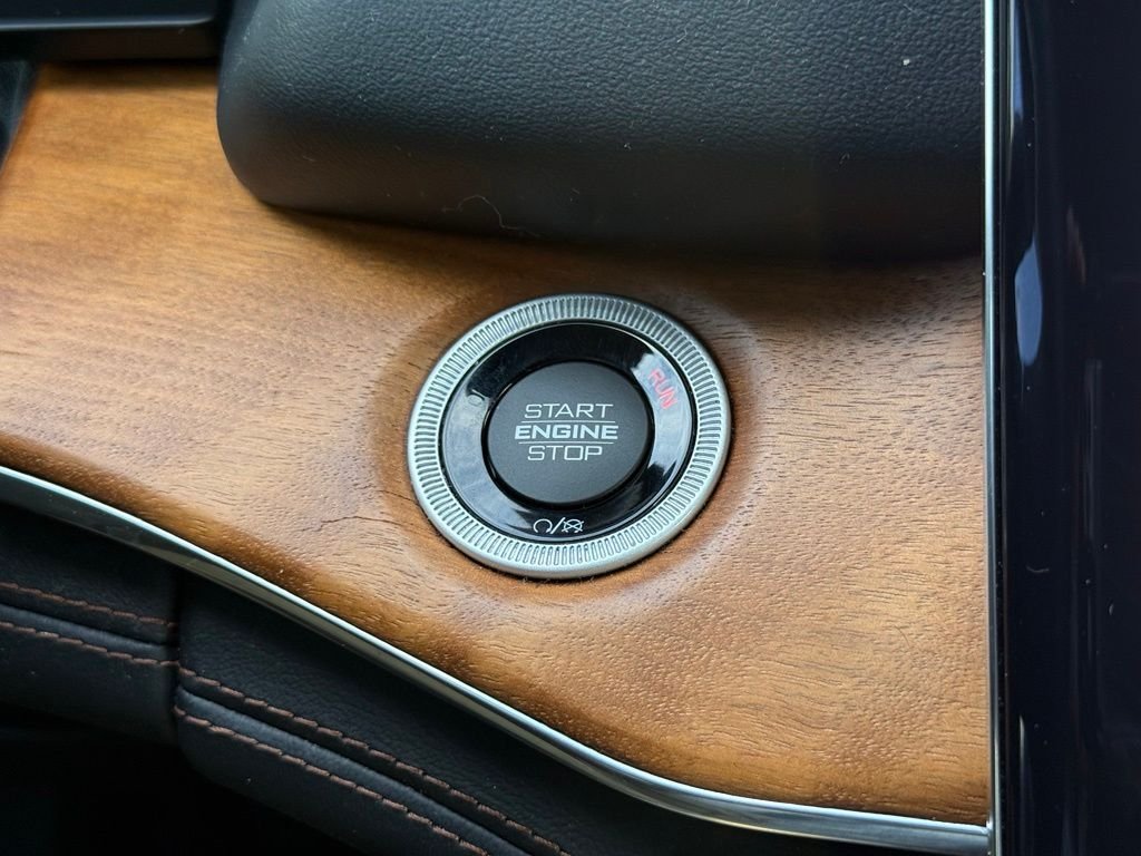 Used 2024 White Jeep Summit image 32