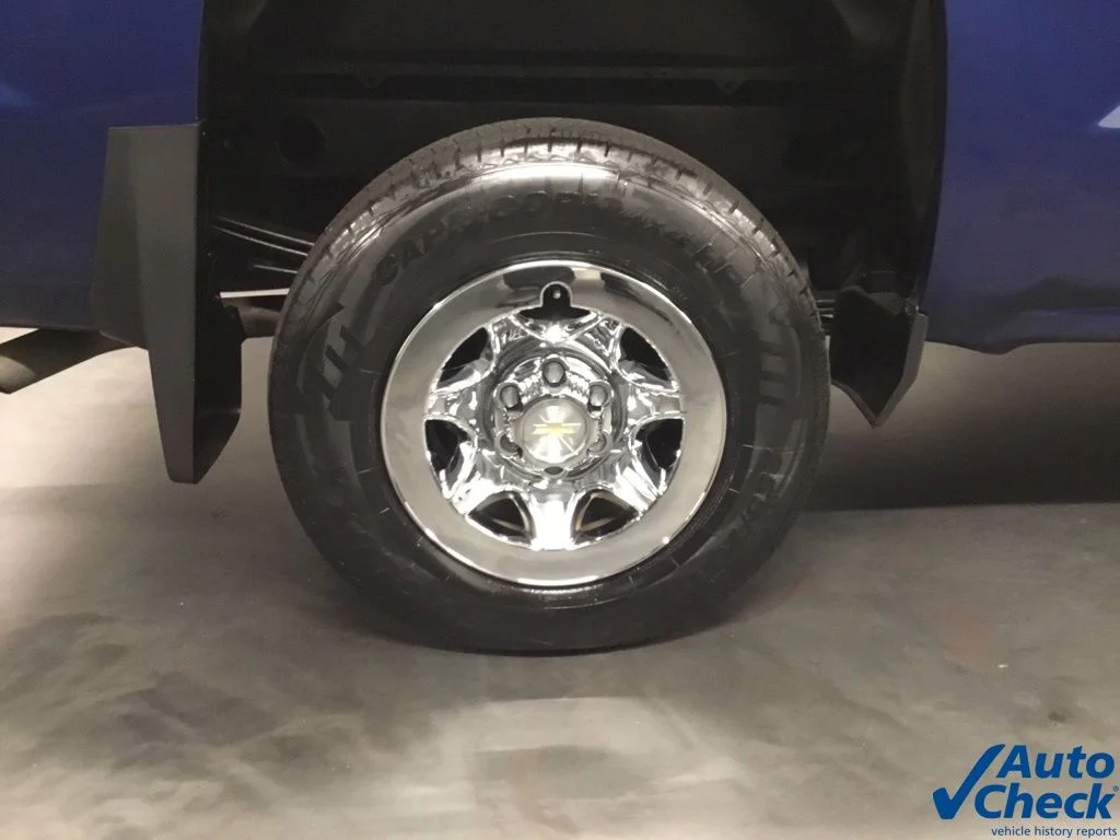 Used 2017 Blue Chevrolet WT image 23