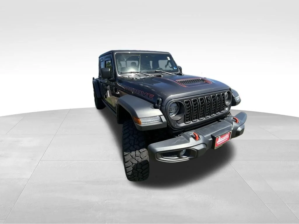Used 2024 Gray Jeep Mojave image 24