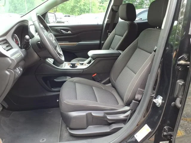 2023 GMC Acadia SLE - Photo 16