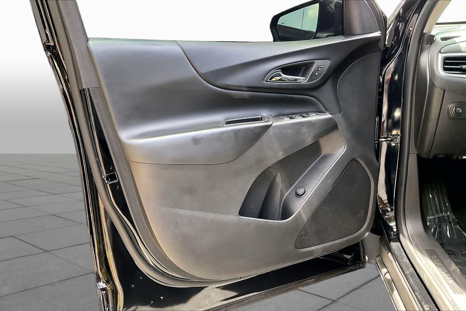 Used 2024 Mosaic Black Metallic Chevrolet LT image 22