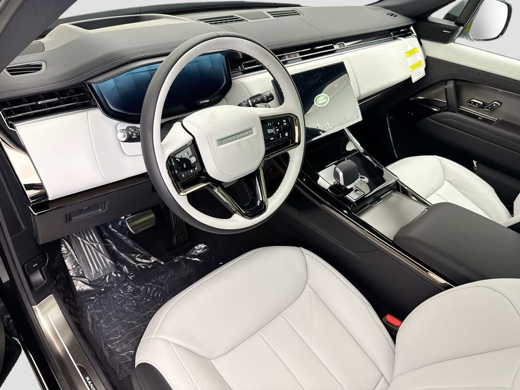 New 2026 Santorini Black Land Rover Dynamic SE image 9