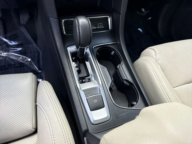 Used 2023 White Subaru Limited image 21