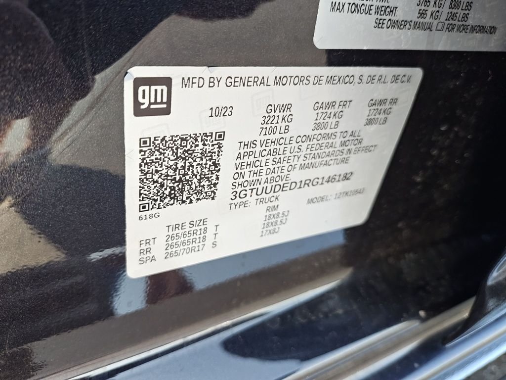 Certified Used 2024 Silver GMC SLT image 26