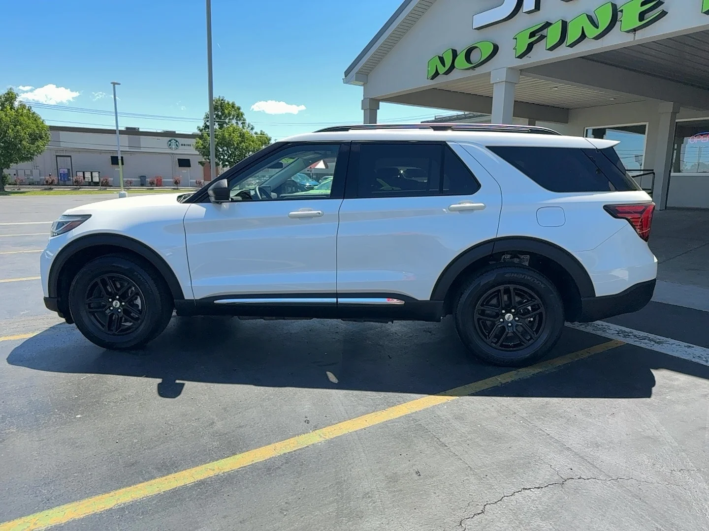 Used 2025 White Ford Active image 3