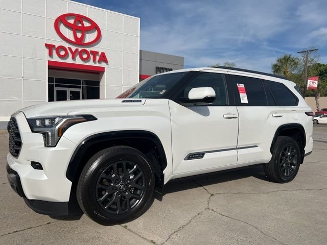 2026 Toyota Sequoia Platinum 4WD i-FORCE MAX Hybrid's photo