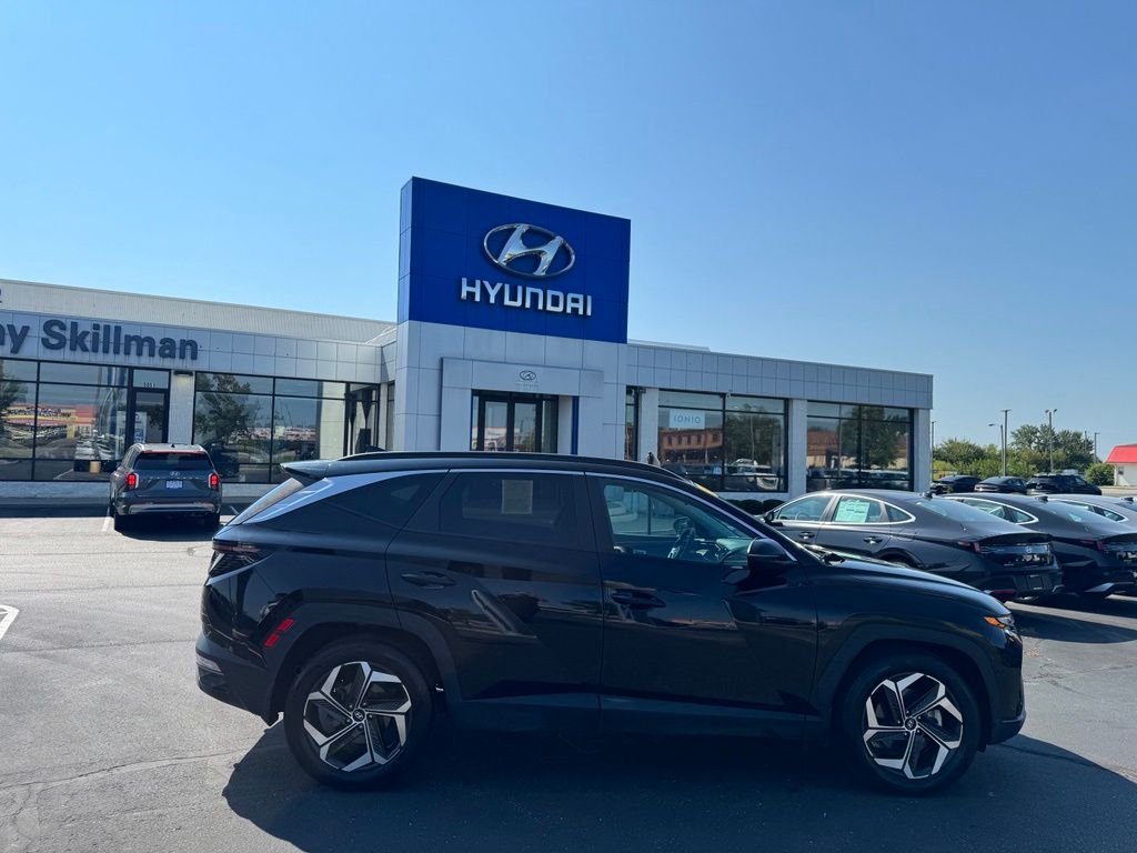 Certified Used 2024 Black Pearl Hyundai SEL image 8