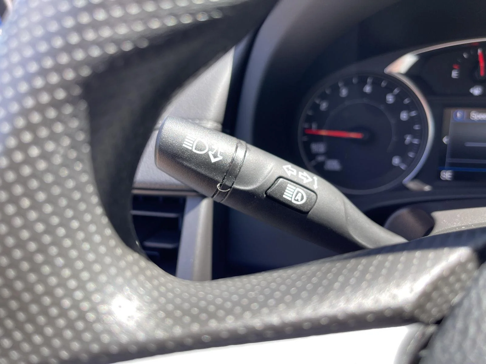 Used 2024 Riptide Metallic GMC SLE image 20