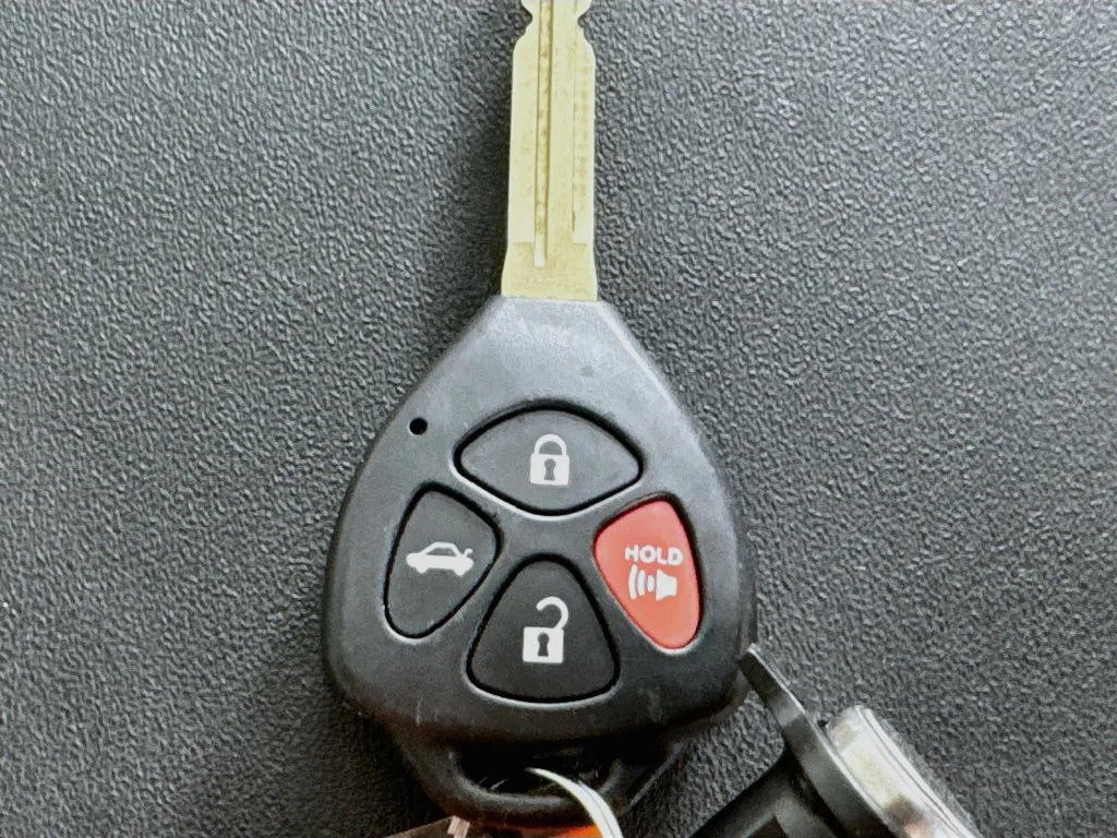 Used 2012 Blue Scion Base image 31