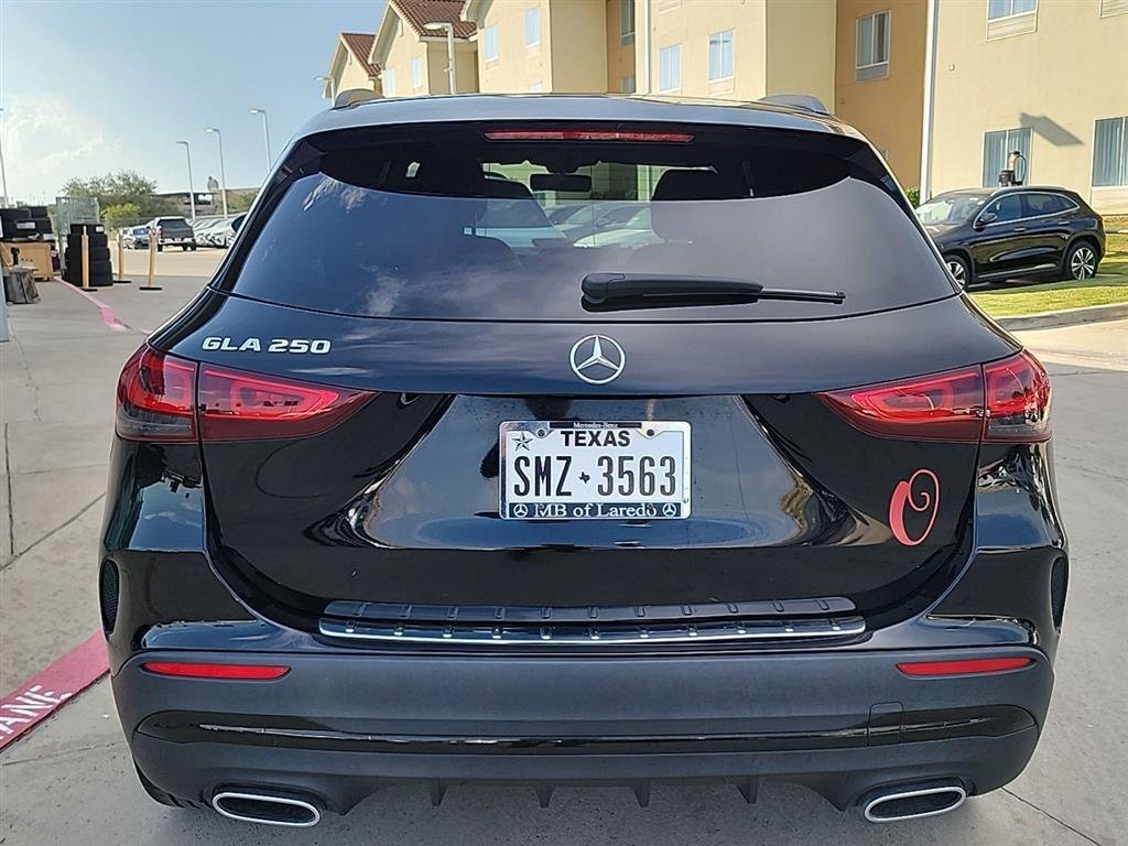 Used 2023 Night Black Mercedes-Benz GLA 250 image 3