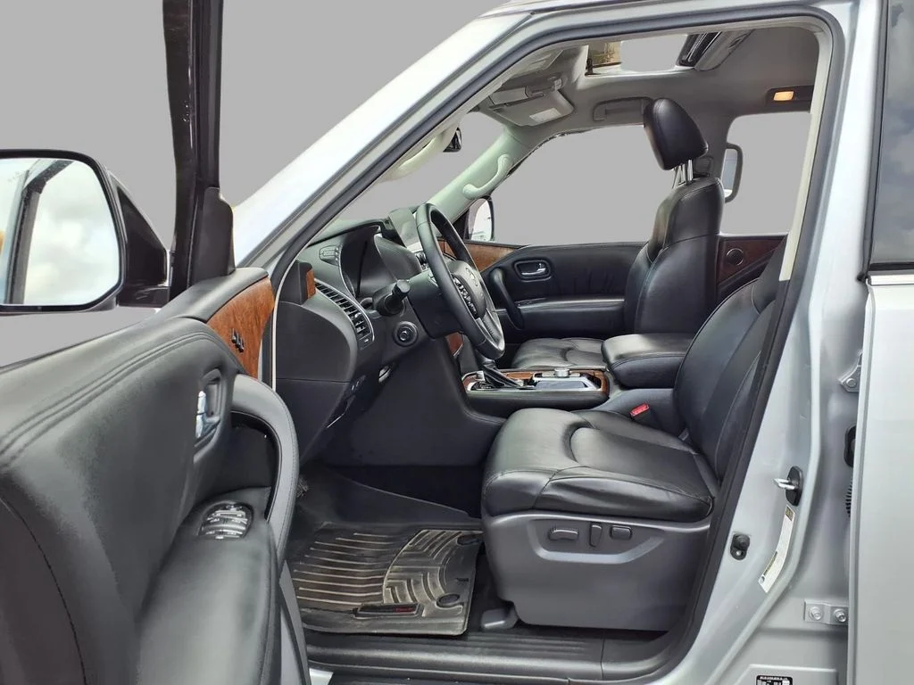Used 2024 Silver Nissan SL image 20