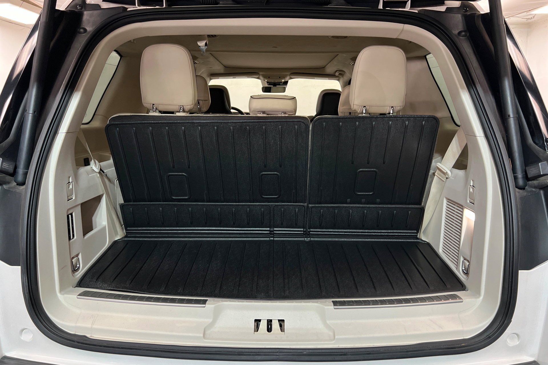 Used 2019 White Lincoln Black Label image 24