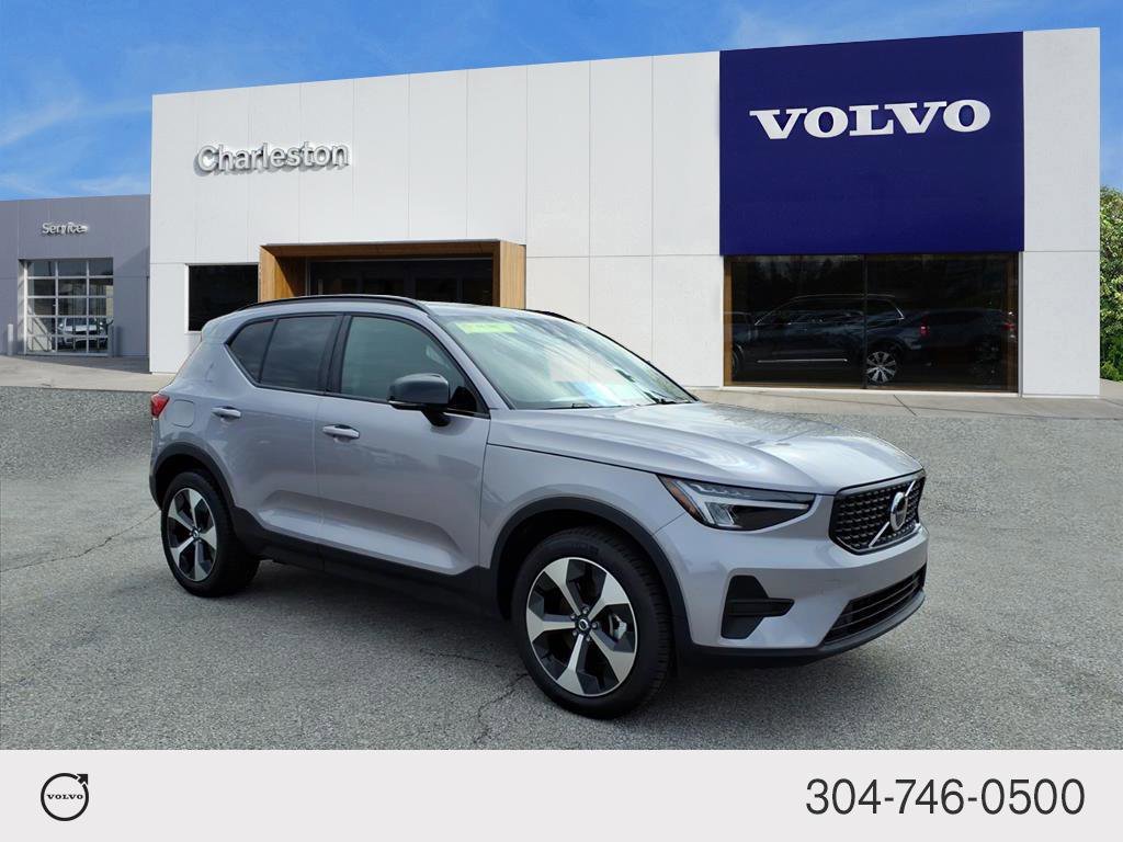 New 2026 Aurora Silver Volvo Core image 1