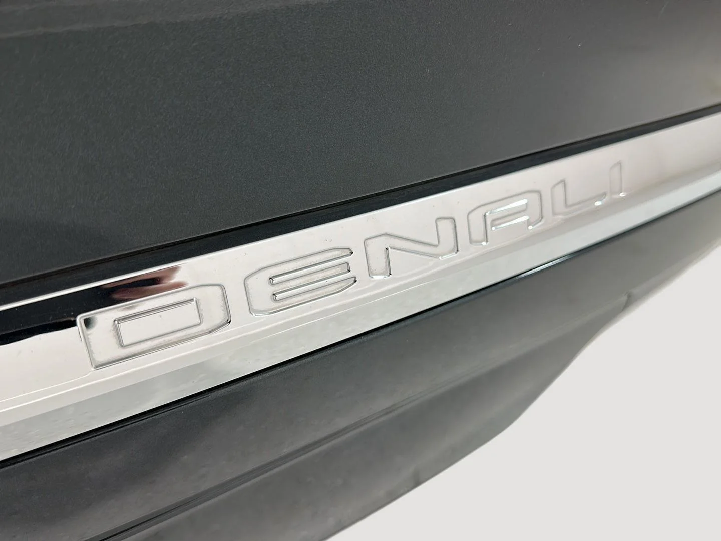 Used 2021 HUNTER METALLIC GMC Denali image 33