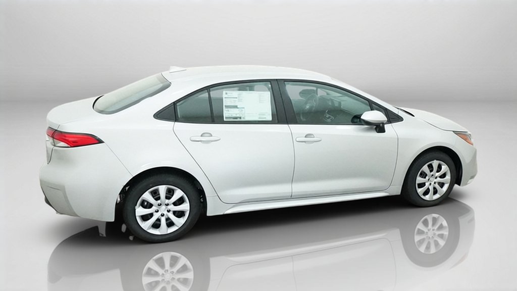 New 2027 Classic Silver Metallic Toyota LE image 38