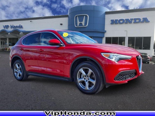 2021 Alfa Romeo Stelvio Base