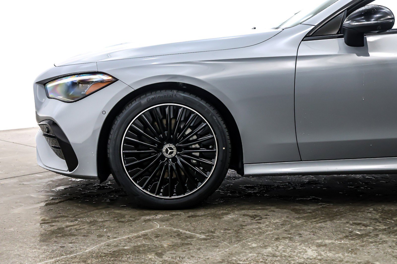 New 2026 MANUFAKTUR Alpine Grey Mercedes-Benz CLE 300 4MATIC® Coupe image 29