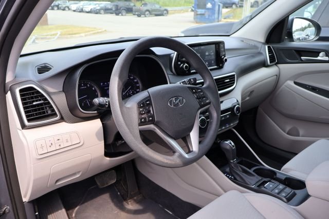 Used 2019 Gray Hyundai Value image 10