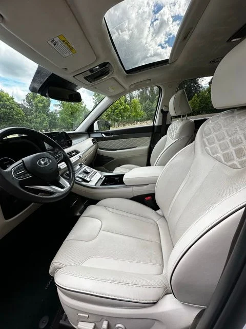 Used 2021 Hyper White Hyundai Calligraphy image 13