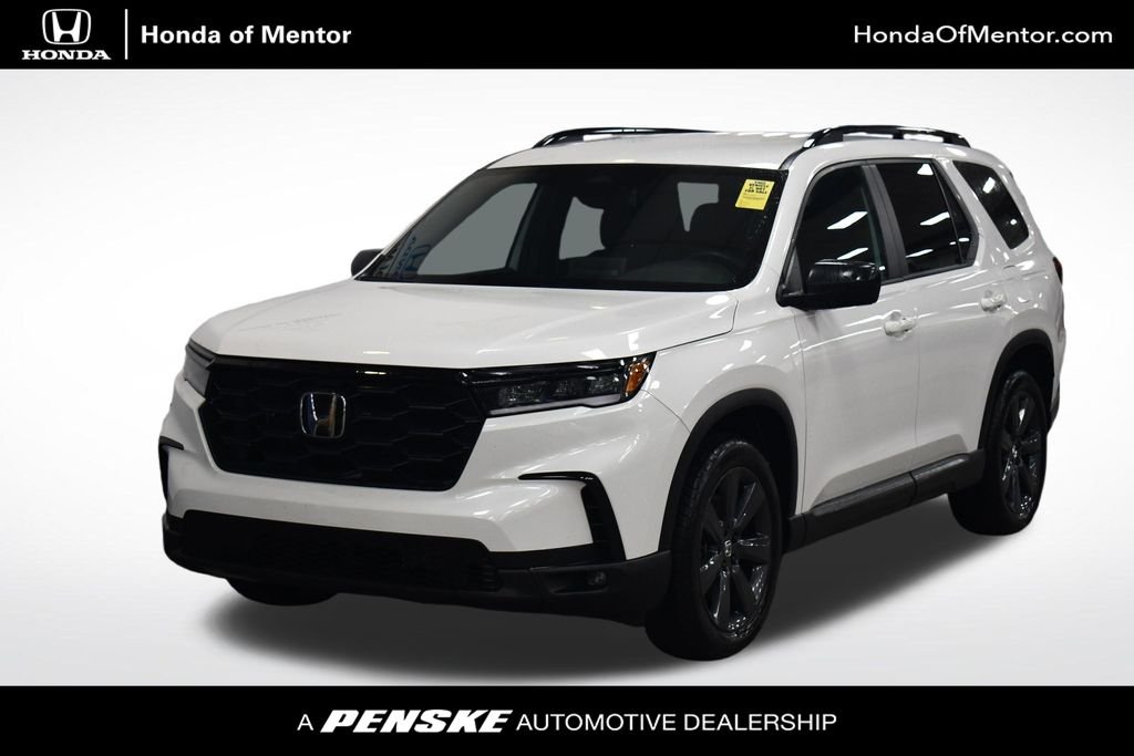 2025 Honda Pilot Sport AWD's photo