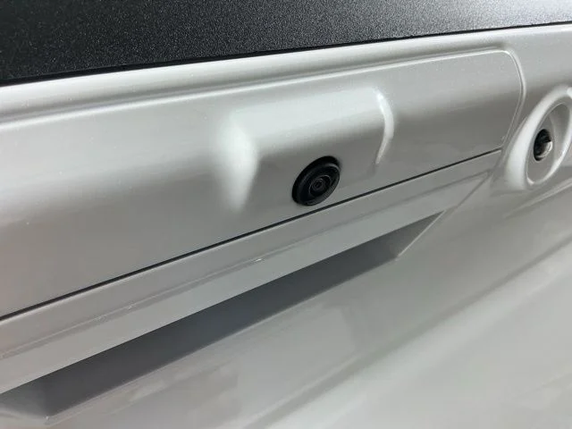 New 2026 Star White Metallic Tri-Coat Ford Lariat image 9