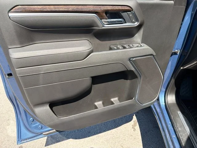 New 2026 Downpour Metallic GMC Elevation image 10