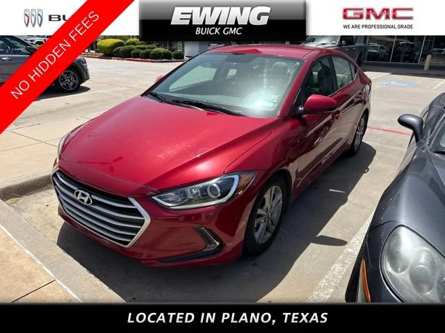 Used 2017 Red Hyundai SE image 1