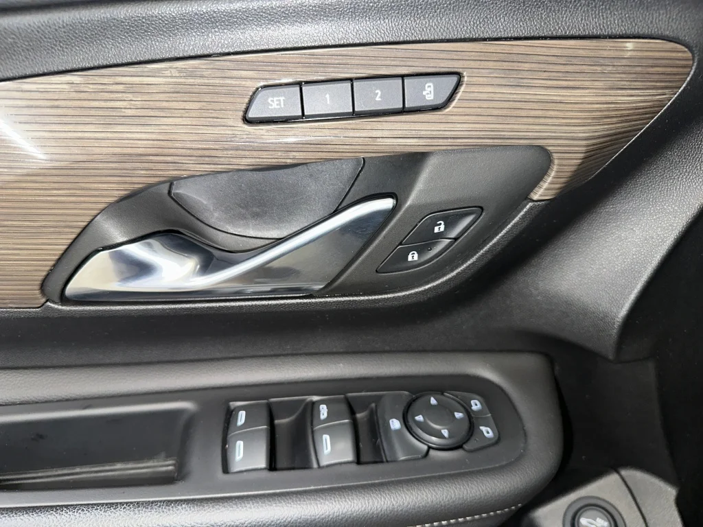 Used 2023 Ebony Twilight Metallic GMC Denali image 9