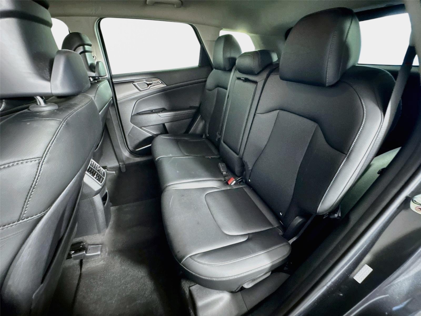 Used 2023 Gravity Gray Kia EX image 22