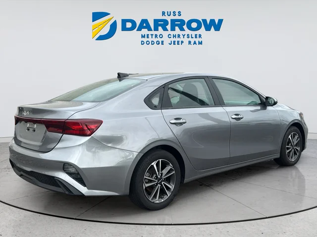 Used 2024 Gray Kia LXS image 5