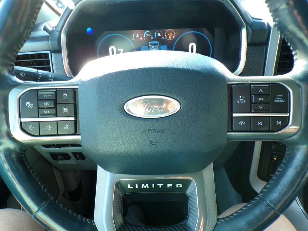 Used 2022 White Metallic Ford Limited image 15