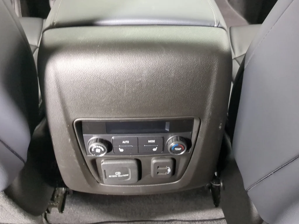 Used 2023 White Frost Tricoat Buick Premium image 25
