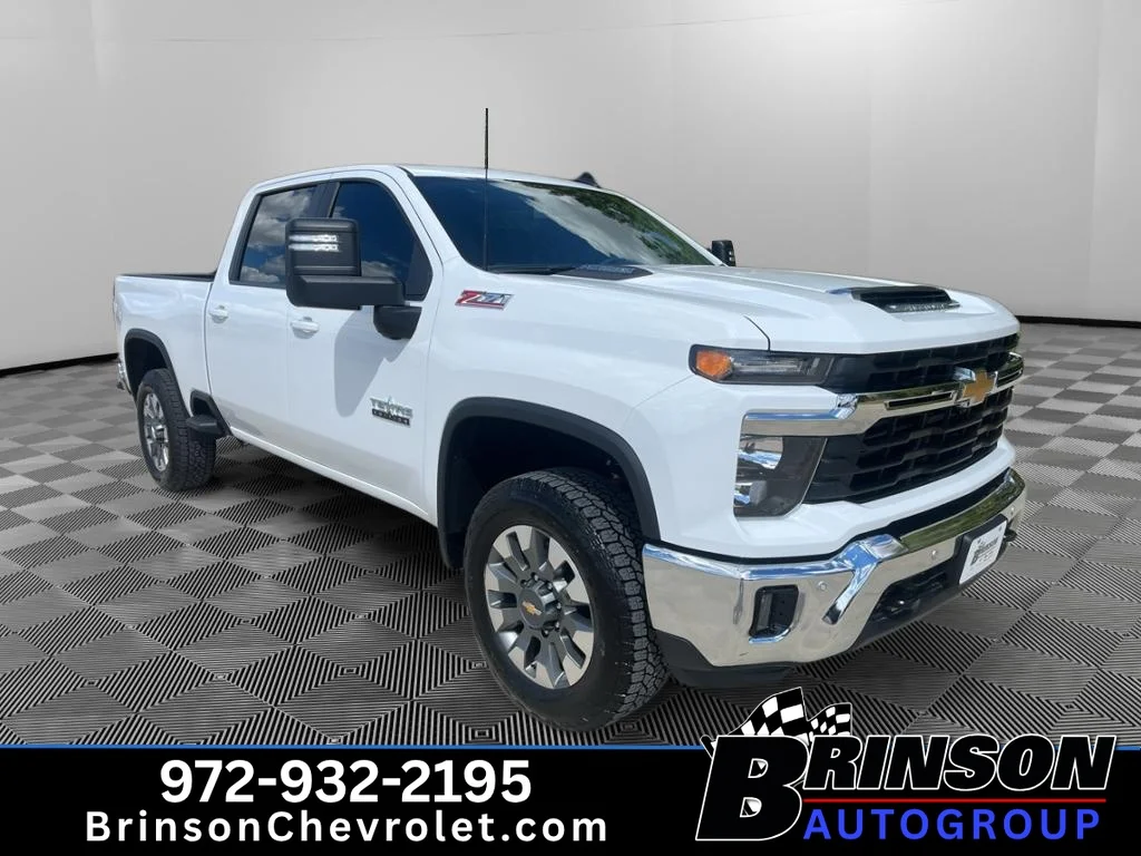 New 2026 Summit White Chevrolet LT image 3