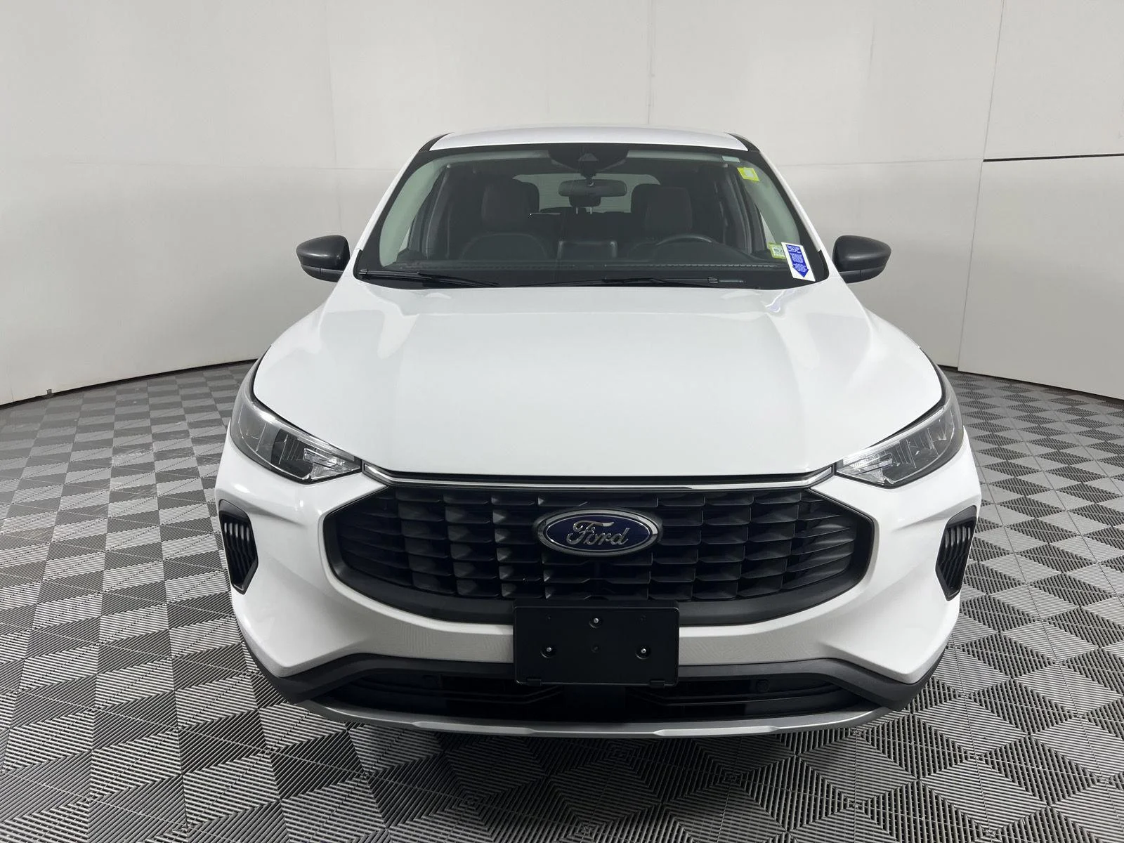 Used 2023 Oxford White Ford Active image 6