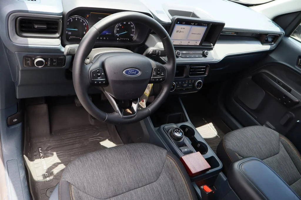 Used 2023 Green Ford XLT image 11
