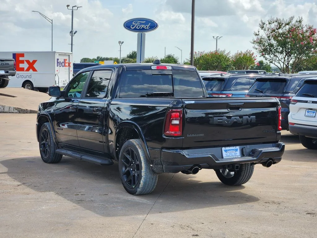 New 2026 Diamond Black Crystal Pearl-Coat Exterior Paint RAM Laramie image 3