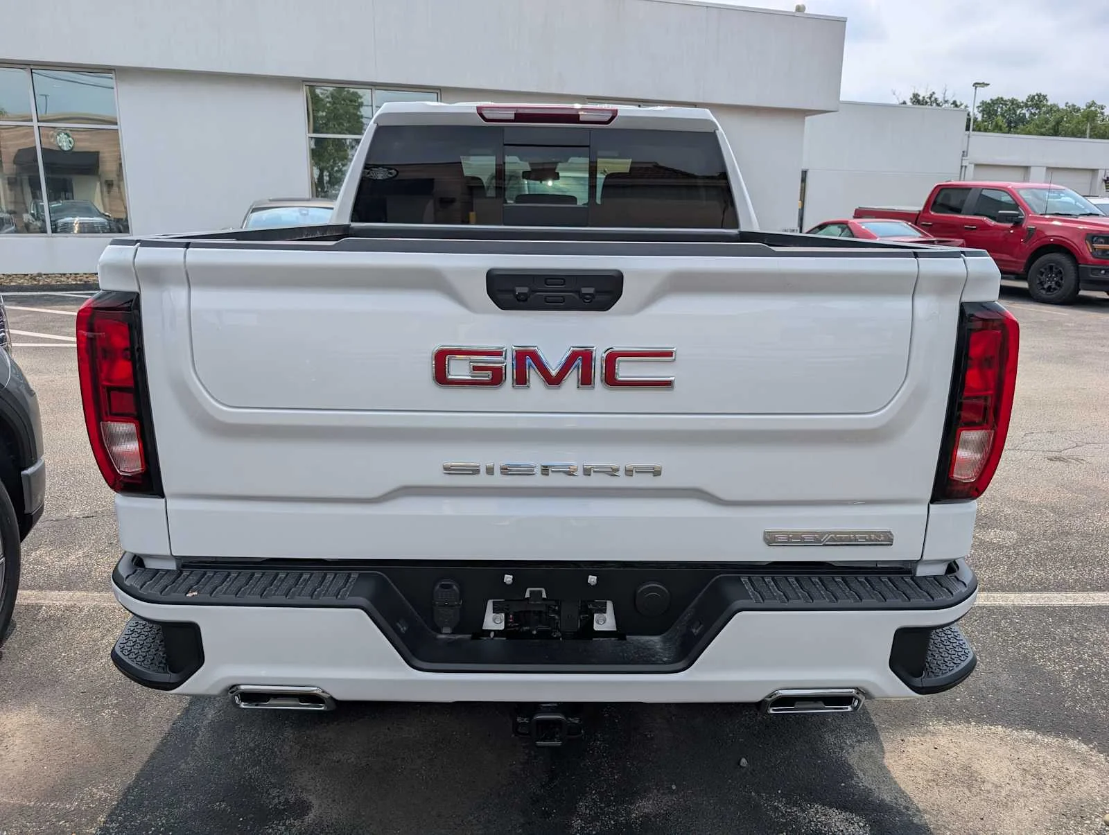 New 2026 Summit White GMC Elevation image 9