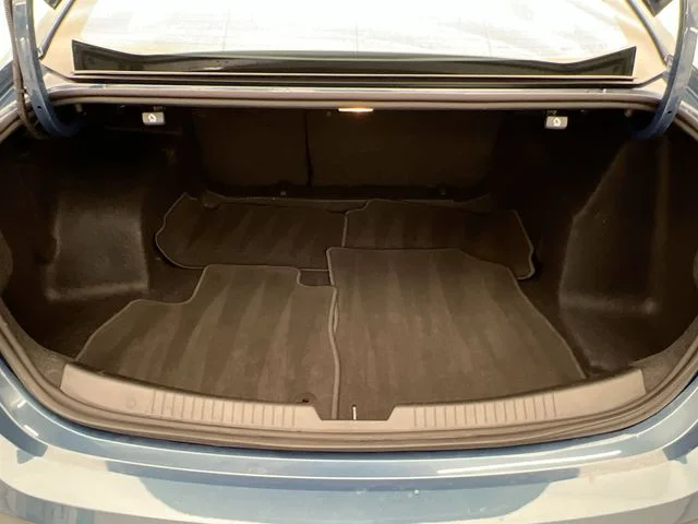 2025 Chevrolet Malibu 1LT - Photo 37