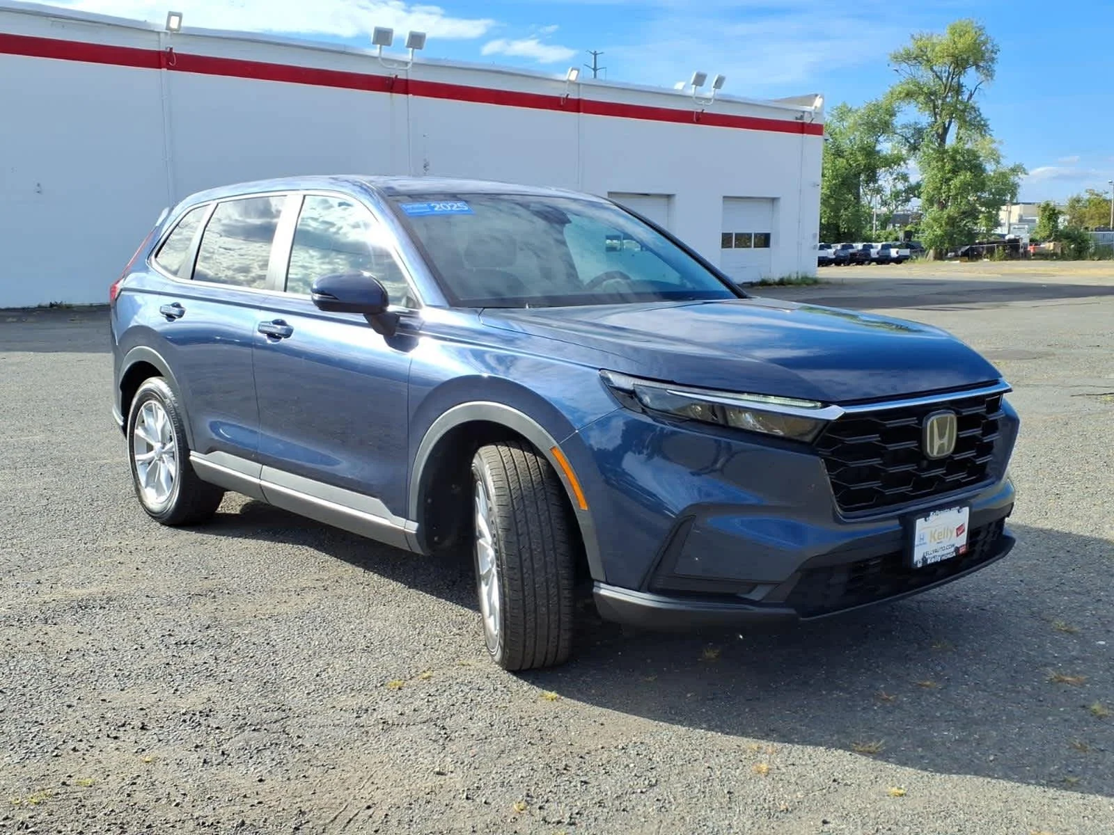Certified Used 2025 Canyon River Blue Metallic Honda EX image 3