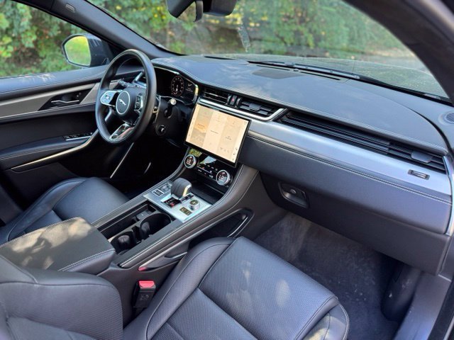 New 2026 Santorini Black Jaguar P250 R-Dynamic S image 19