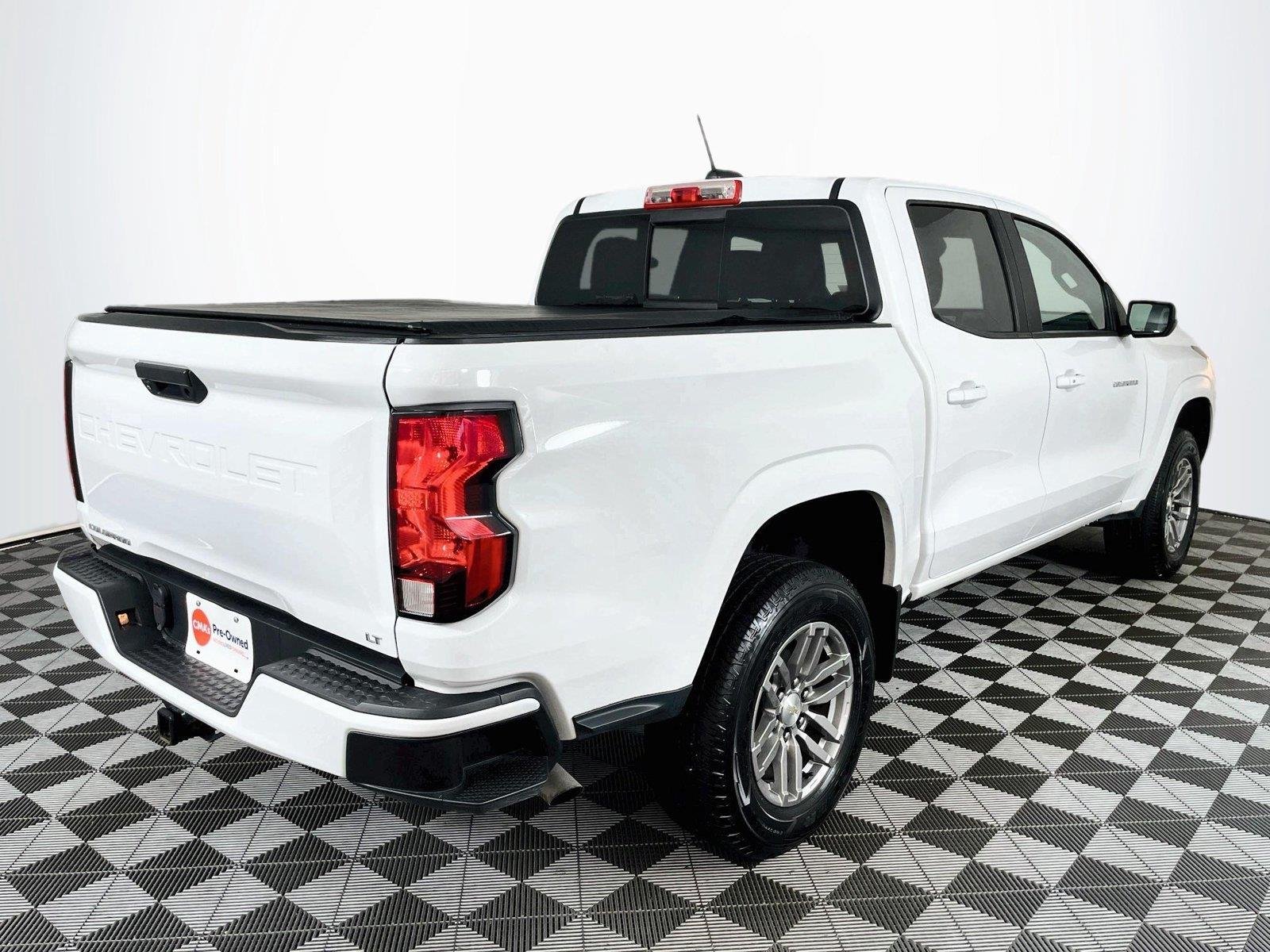 Used 2023 Summit White Chevrolet 2WD LT image 9