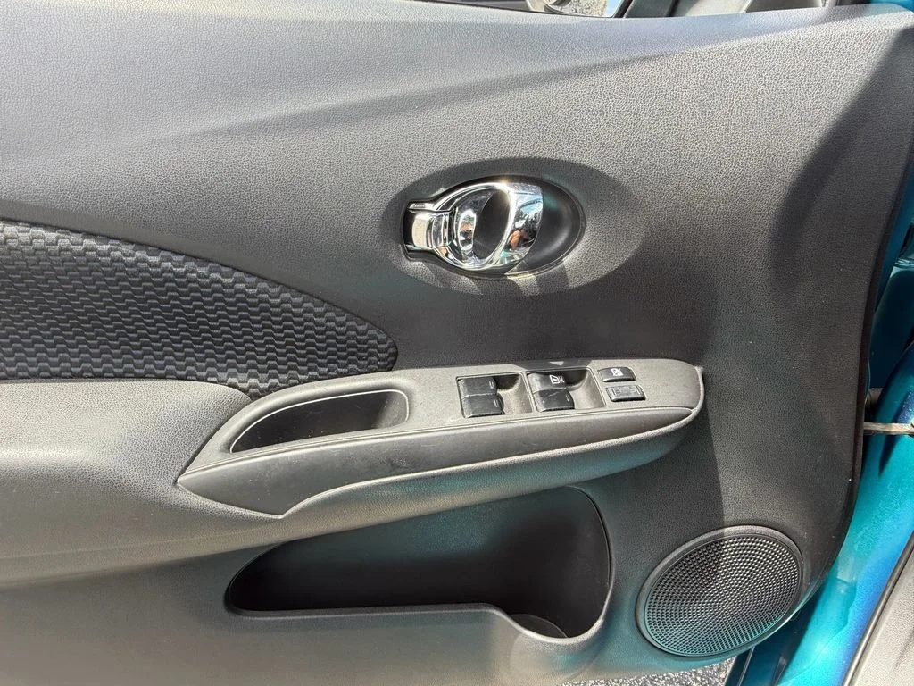 Used 2014 Metallic Peacock Nissan SV image 29